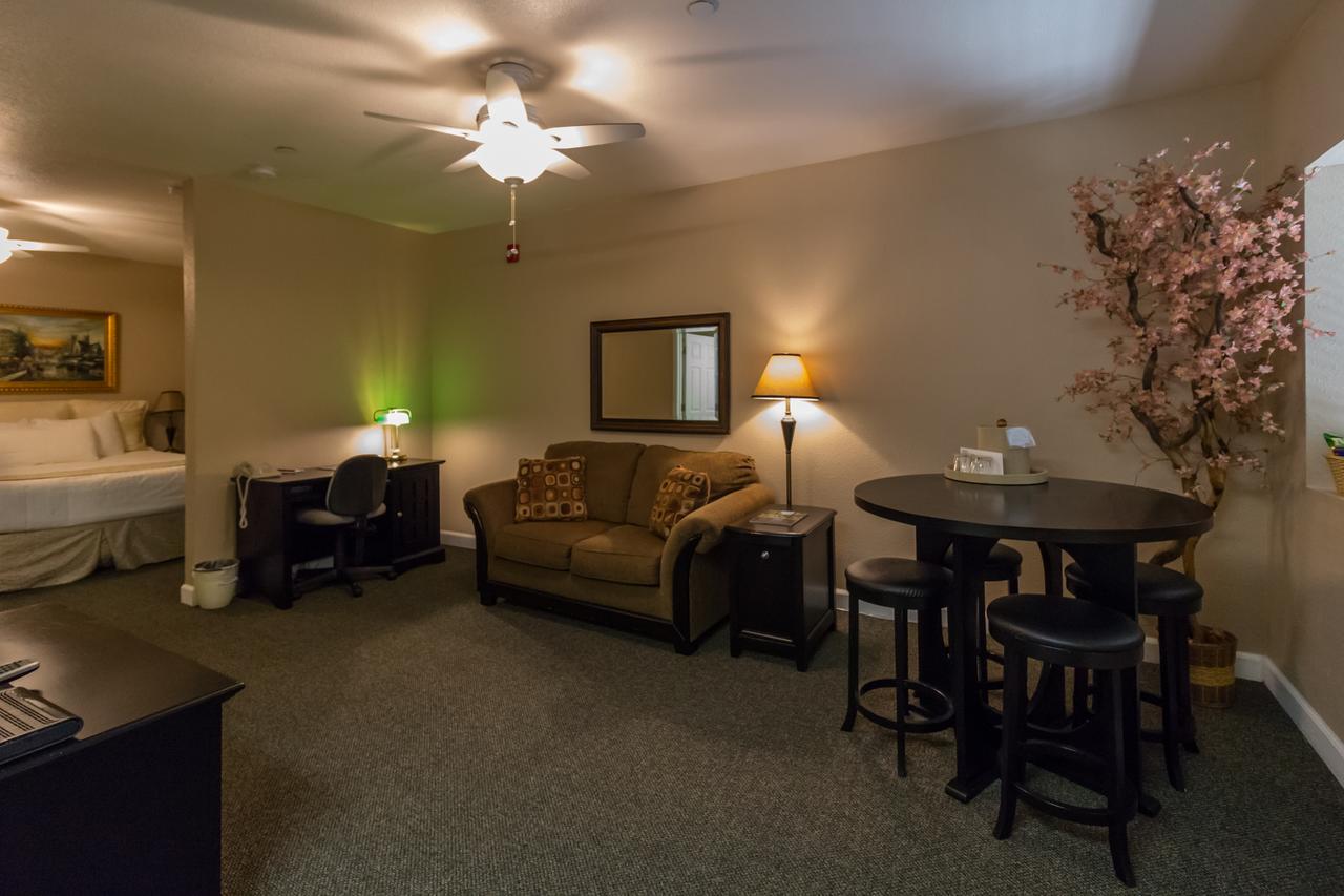 Grass Valley Courtyard Suites Exteriör bild